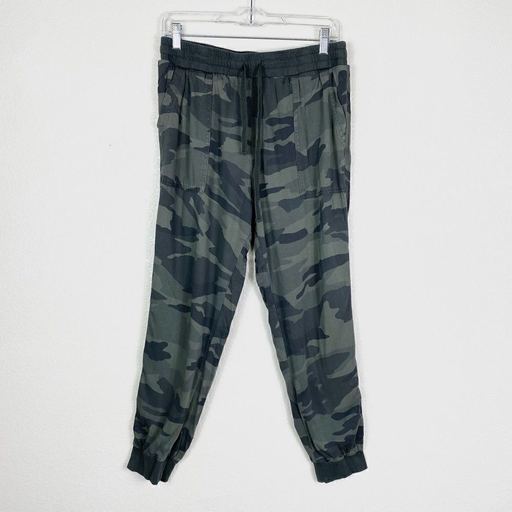 Splendid Army Green Camo Print High Rise Jogger Pants